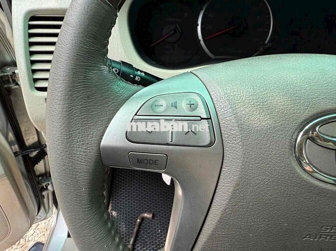 Toyota Innova 2013 V - 90000 km