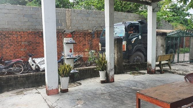 Nhà cấp chính chủ, DT 14x20m, đường Lê Minh Công sát Công An Phước Lộc