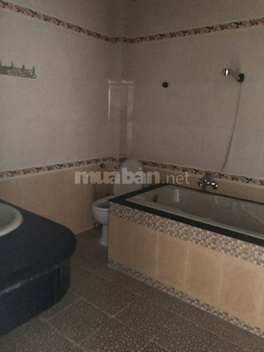 Chính chủ bán nhà mặt tiền Ngô Gia Tự, Quận 10, 4x18m, 3 lầu, ST