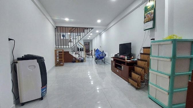 Bán nhà 78m vuông hẻm Âu Dương Lân, Q.8