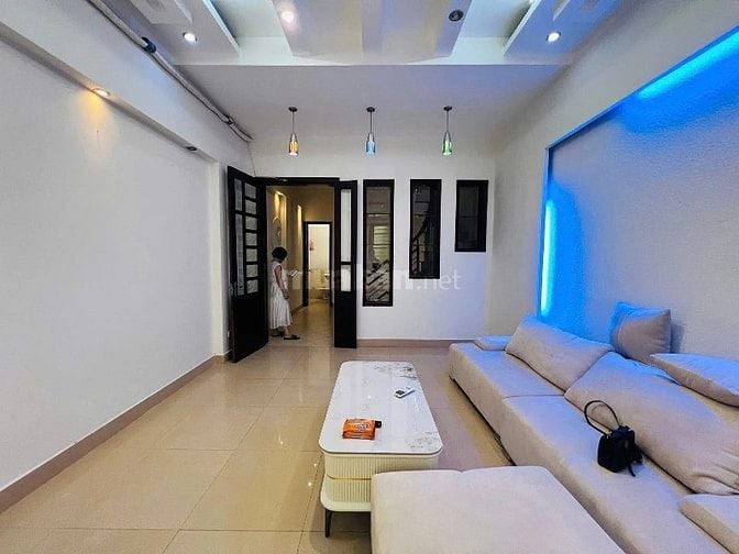 Trung kính phân lô, gần mặt phố, ô tô thông, sổ vuông đét A4 Plus, 
