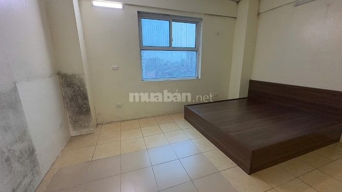 Cho thuê căn hộ CC tòa nhà 96 Định Công; căn góc 131m2 - 03 phòng ngủ;