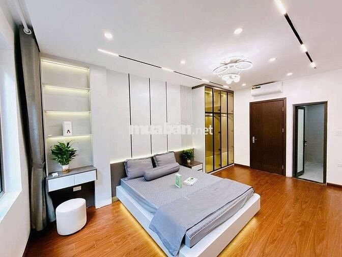 BÁN NHÀ VŨ TRỌNG PHỤNG - 30M RA PHỐ- NỘI THẤT SANG TRỌNG- NGÕ RỘNG 4M