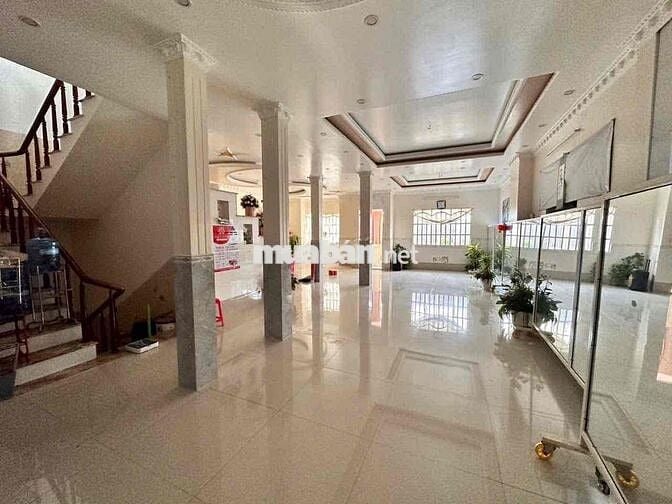 CHO THUÊ TOÀ NHÀ 5 TẦNG CÓ THANG MÁY GÓC NGUYỄN HIỀN KHU DÂN CƯ 91B