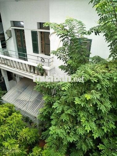 Cho thuê căn hộ T2&T3,80m2,lối đi riêng,gia đình,nhóm sinh viên nữ