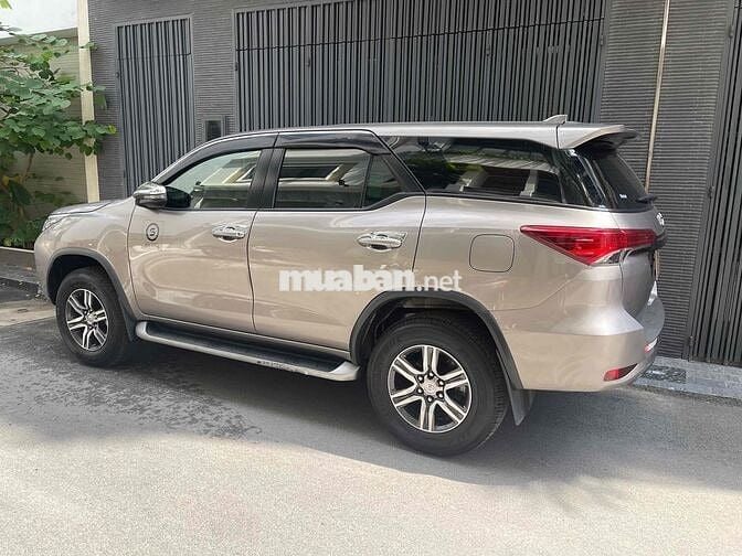 Toyota Fortuner 2022 MT - sơn zin 99/% bao tét hãg