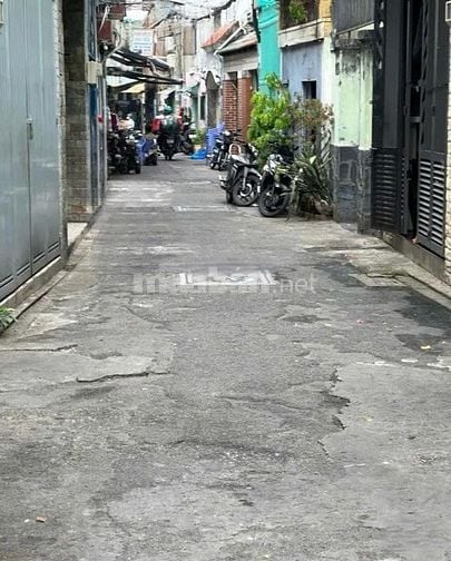Cho thuê nhà hẻm 4m(BG) Lý Thường Kiệt, P.8, Q.Tân Bình giá 13tr