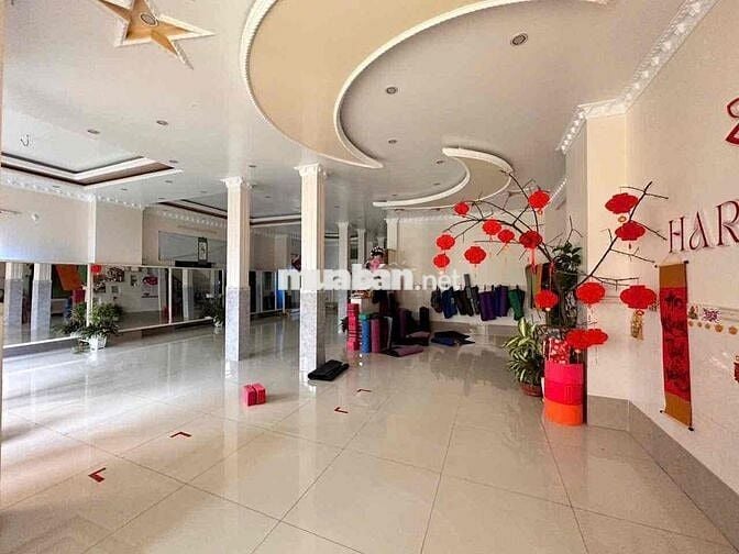 CHO THUÊ TOÀ NHÀ 5 TẦNG CÓ THANG MÁY GÓC NGUYỄN HIỀN KHU DÂN CƯ 91B