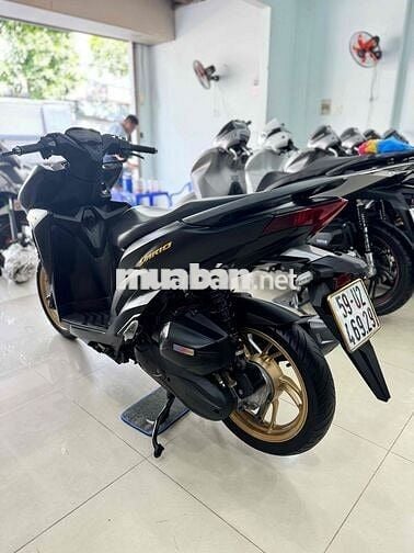 VARIO 150 2022