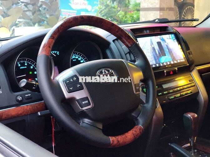 Toyota Land Cruiser nâng cấp Full LC300 2020