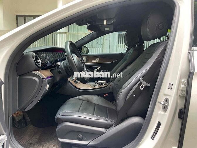 Mercedes Benz E200 Exclusive 2020 - 69000km