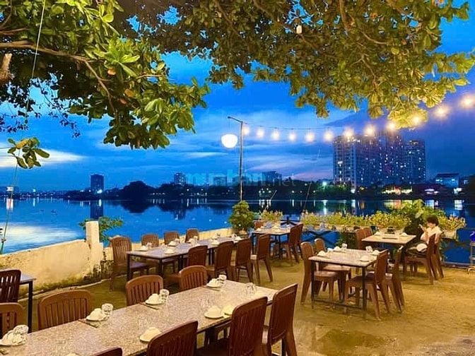 Cho thuê Biệt thự mặt tiền Bình Quới, P.28, Q.Bình Thạnh, giá 120tr