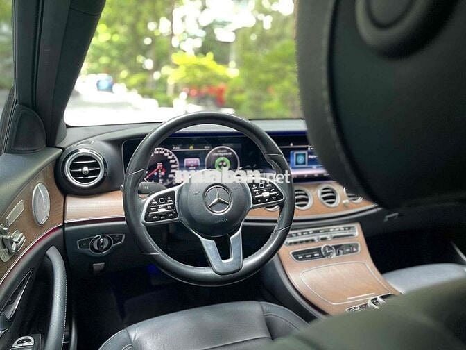 Mercedes Benz E200 Exclusive 2020 - 69000km