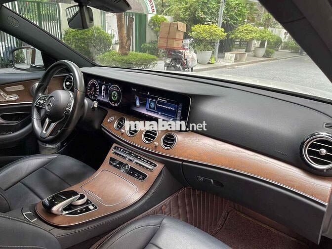 Mercedes Benz E200 Exclusive 2020 - 69000km