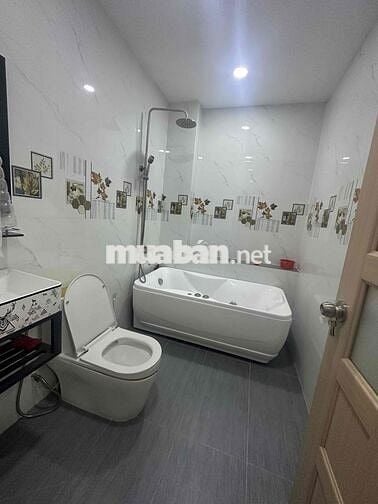 Nhà Phố Nguyễn Cửu Phú , DT 4x18,7 , 3PN ,3WC , SHR .