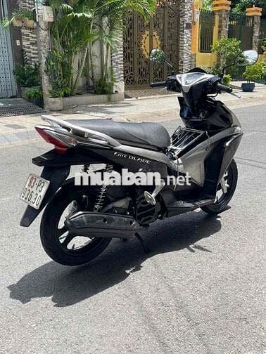 cần bán xe air blade 2012 xe nguyên rin