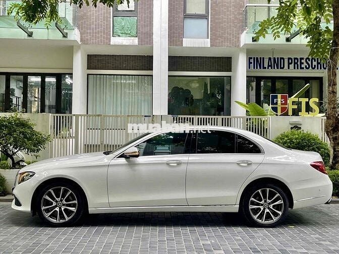 Mercedes Benz E200 Exclusive 2020 - 69000km