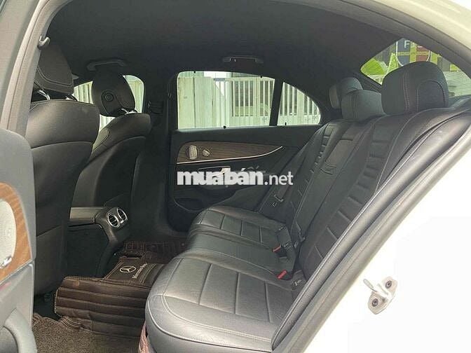 Mercedes Benz E200 Exclusive 2020 - 69000km