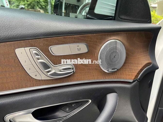 Mercedes Benz E200 Exclusive 2020 - 69000km