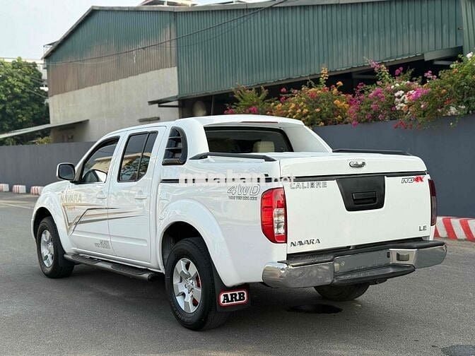 Nissan Navara 2013 LE 2.5MT 4WD - 150000 km