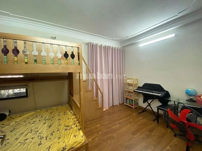 Bán gấp siêu phẩm Cầu Giấy, ô tô đỗ cửa, MT 5m, giá nhỉnh 12 tỷ