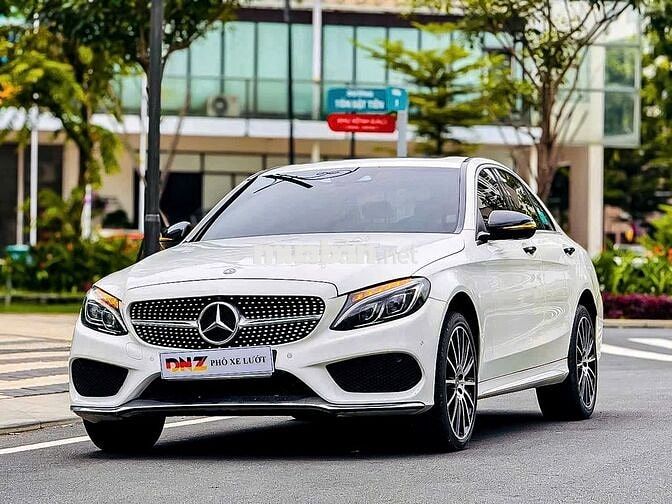 Mercedes Benz C300 AMG model 2018 Full option