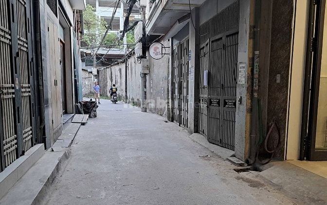 Bán gấp siêu phẩm Cầu Giấy, ô tô đỗ cửa, MT 5m, giá nhỉnh 12 tỷ