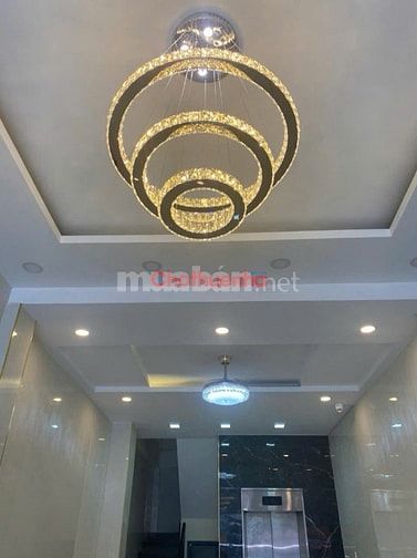 Cho thuê nhà mặt tiền Đường 3/2, Phường 16, Quận 11