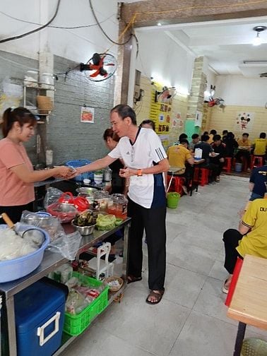 SANG QUÁN CƠM TRƯA VĂN PHÒNG KHU K300, P12, TÂN BÌNH