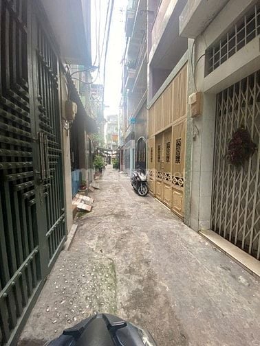 Mời mua nhà hẻm 3,5m Nguyễn Tiều La, 3 tầng ngang 3x9m giá 4,1 tỷ