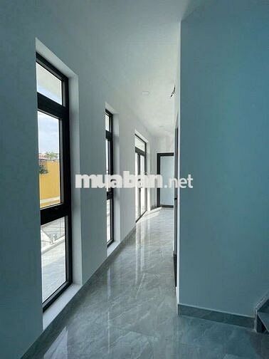 Cho Thuê Nhà Đường Trịnh Đình Trọng, Quận Tân Phú - Ngang 8m Có Sân Xe