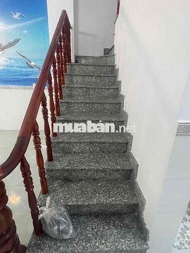 Bán Gấp Nhá SHC Chính Chủ 4x13,1 lầu,1tỷ150tr,Hà duyên phiên.