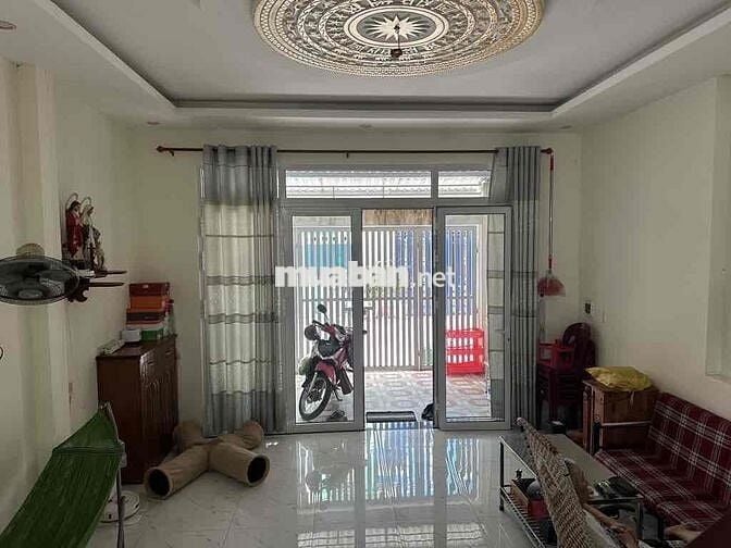 THẠNH LỘC 22 ( 5m*19m) 3 TẦNG NGAY MT HÀ HUY GIÁP, SHR , HXH ĐẬU CỬA