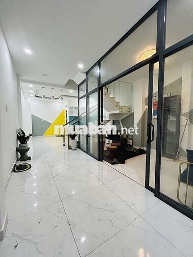 Bán nhà Huỳnh Tấn Phát Quận 7 - Ở Ngay Hẻm Thông 2 Tầng 3PN 3WC 5.5 tỷ