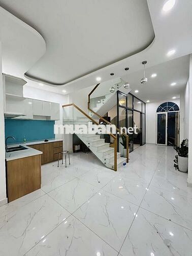 Bán nhà Huỳnh Tấn Phát Quận 7 - Ở Ngay Hẻm Thông 2 Tầng 3PN 3WC 5.5 tỷ