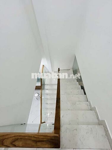 Bán nhà Huỳnh Tấn Phát Quận 7 - Ở Ngay Hẻm Thông 2 Tầng 3PN 3WC 5.5 tỷ