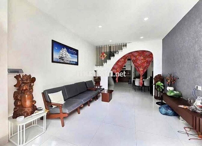 CHÍNH CHỦ GỬI BÁN CĂN NHÀ 1 TRỆT 1 LẦU