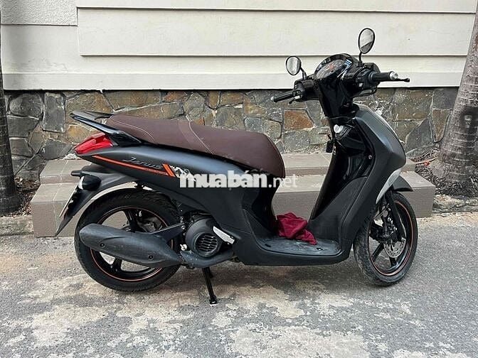 cần bán Janus/125-2018 chính chủ bán xe còn đẹp