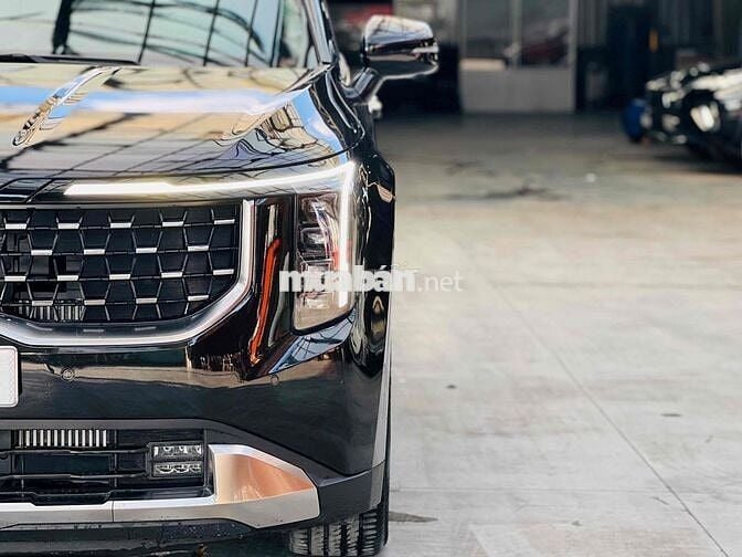 CARNIVAL SIG DẦU 2024 LƯỚT 6.000 KM NHƯ MỚI
