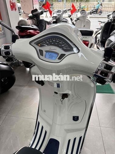 Primavera Yacth Club . xe cọp 5500km zin