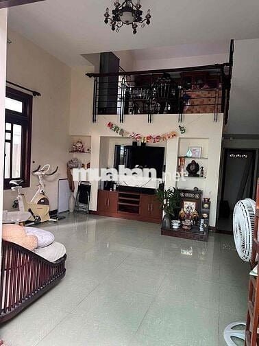 Nhà 1 trệt 1 lững lầu DT 250m2 tại đường 36 Linh Đông gần Kha Vạn Cân