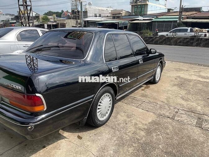 Toyota Crown 1993 Super Saloon 3.0 MT - 250000 km