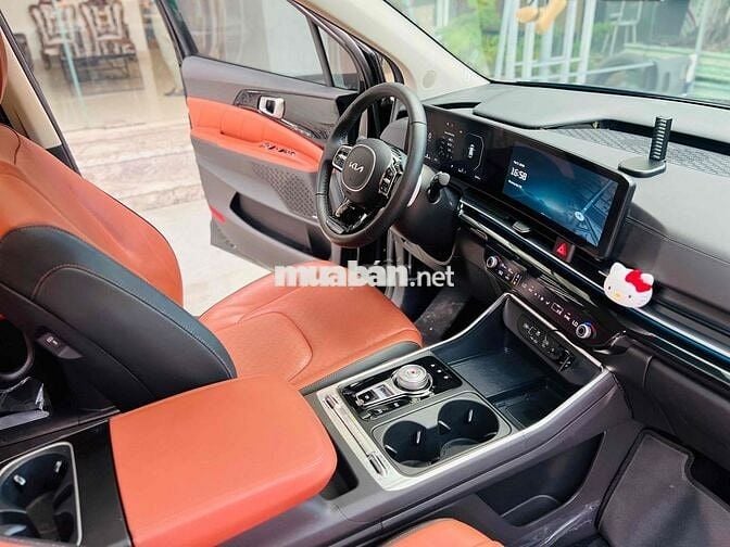 CARNIVAL SIG DẦU 2024 LƯỚT 6.000 KM NHƯ MỚI