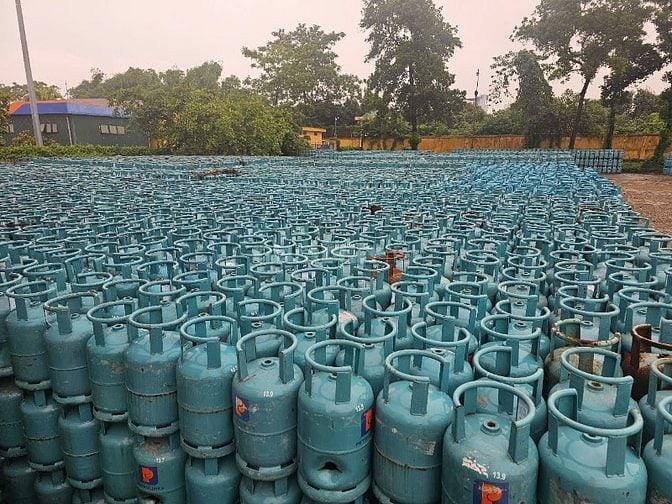 Cần thanh lý tài sản (vỏ bình gas bằng thép)