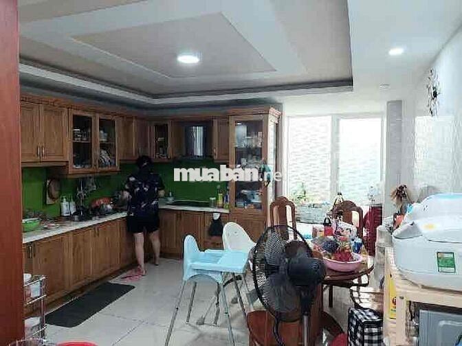 BÁN NHÀ 5 TẦNG - 96M2 - HẺM 6M THÔNG .