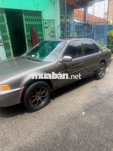 Honda Accord 1993 2.0 MT - 112445 km