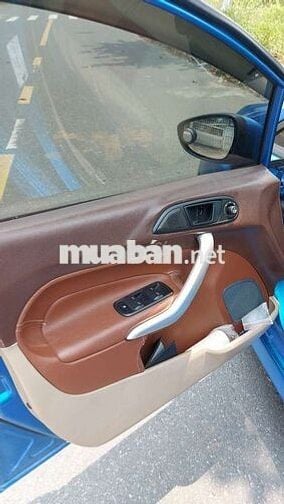 2012 1.6 AT Hatchback - 11000 km giá 195tr có tl