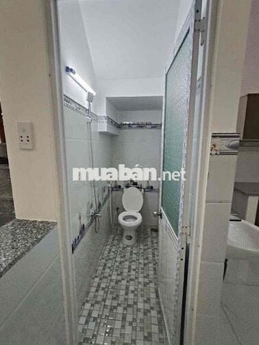 Nhà đẹp trệt 1 lầu 625tr, DT 4x11, 2 phòng ngủ ngay choẹ Mỹ Hạnh