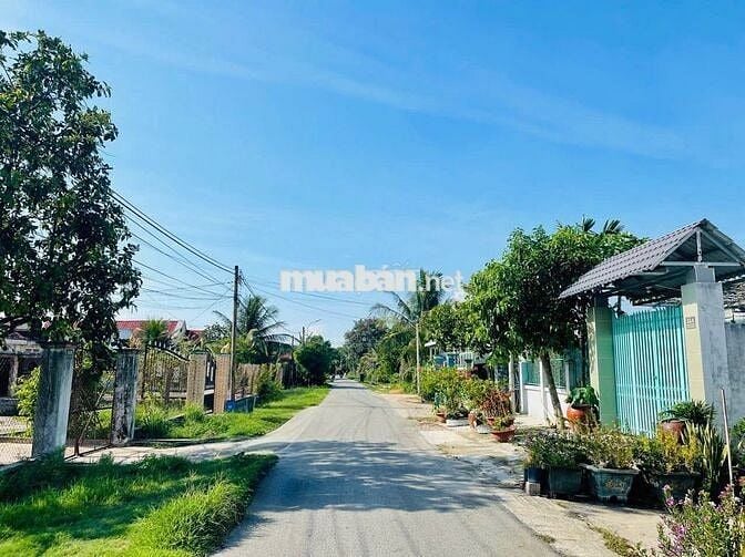 ĐẤT SUỐI LỘI, 8M X 25M, THỔ CƯ, GIÁ NGỘP 320 TRIỆU, CÒN THƯƠNG LƯỢNG.