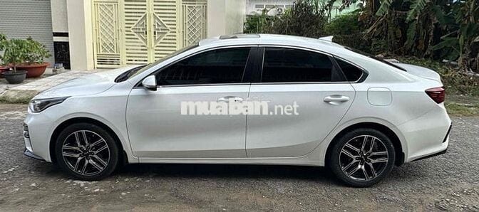 Kia Cerato 2019 1.6 AT Luxury - 100000 km